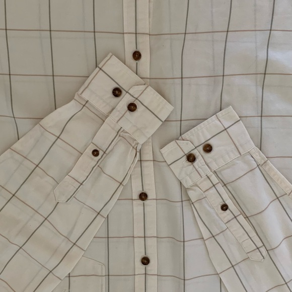 Nautical dress shirts size medium.  Bundle of four shirts. - Picture 9 of 15